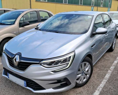 Renault Megane IV  (2) 1.6 E-Tech Plug-in Hybride   BVA6 160 cv Business