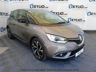 Renault Scenic IV Court 1.3 TCE   BVM6 140 cv Intens